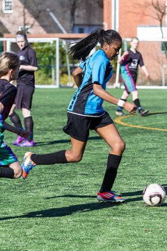 Bild 267 - B-Juniorinnen SV Henstedt-Ulzburg - MTSV Olympia Neum�nster : Ergebnis: 0:4